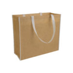 Shopper con soffietto in TNT laminato, manici lunghi a nastro colorati
